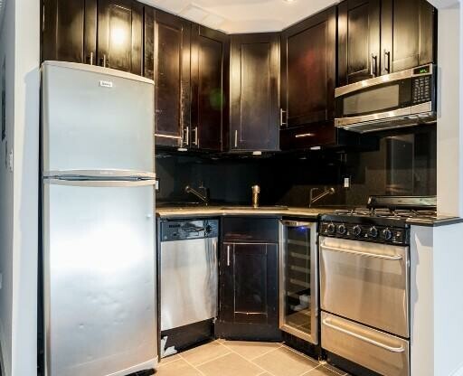 1 bed, 1 bath, $3,995, Unit 4A