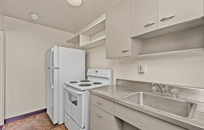 2 beds, 1 bath, 800 sqft, $475, Unit 2117 Brownsville Road Apt #A21