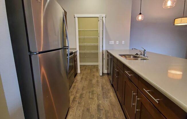 1 bed, 1 bath, $1,250, Unit 240