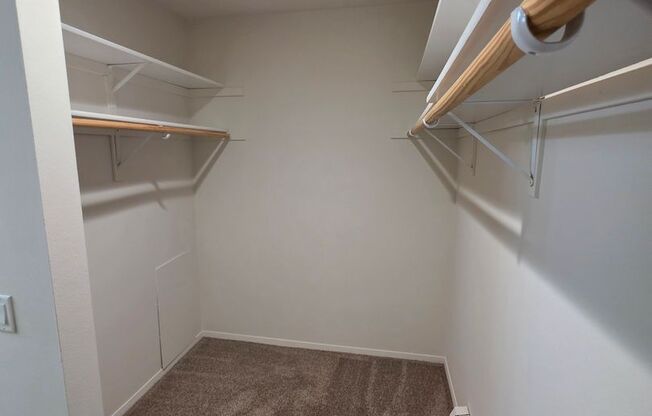 2 beds, 2 baths, 1,050 sqft, $1,395, Unit 13 - 202