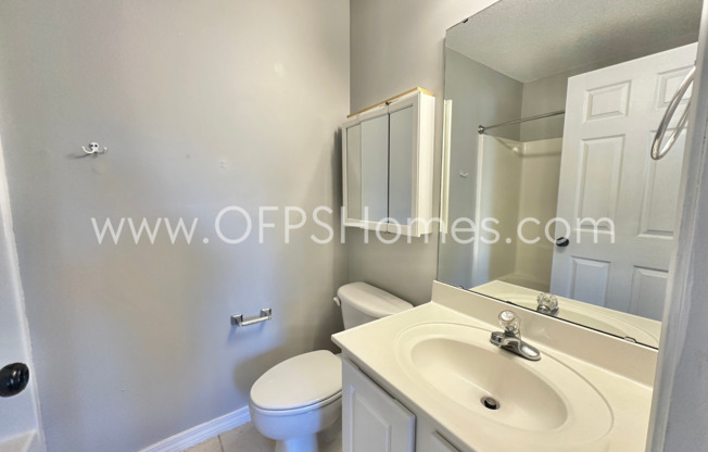 2 beds, 2 baths, $1,600