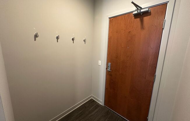 1 bed, 1 bath, 579 sqft, $1,525, Unit 204