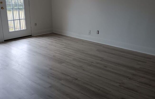 NNG Summit Apartments LLC