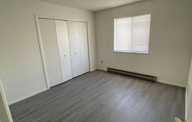 2 beds, 1 bath, 1,100 sqft, $1,450, Unit D