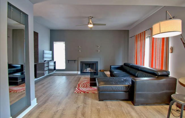 Luxurious Fully Furnished 1-Bedroom Oasis in East Austin