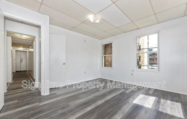 220 SMT AVE