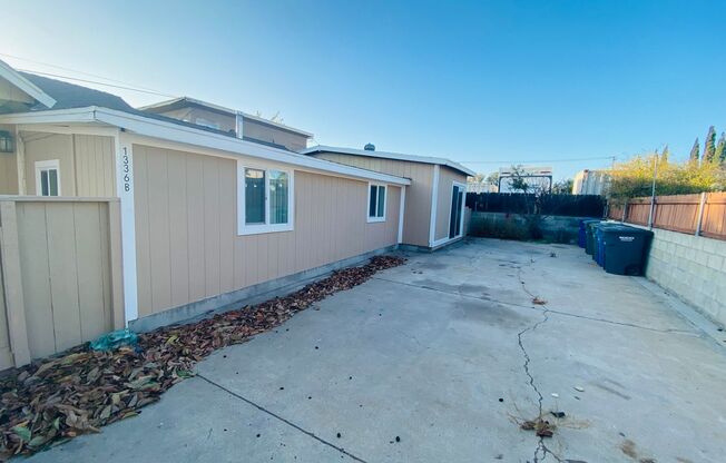 1336 Peach Ave