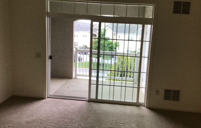 1 bed, 1 bath, 840 sqft, $1,535, Unit SU20242