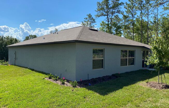 4 beds, 2 baths, $1,895
