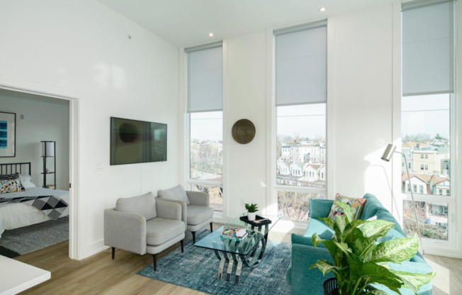 2 beds, 2 baths, 950 sqft, $1,799, Unit Unit 202