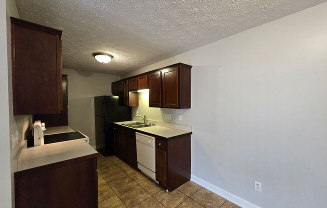 2 beds, 2 baths, $1,150, Unit #1