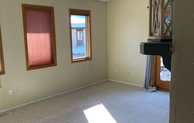 2 beds, 2 baths, $1,850