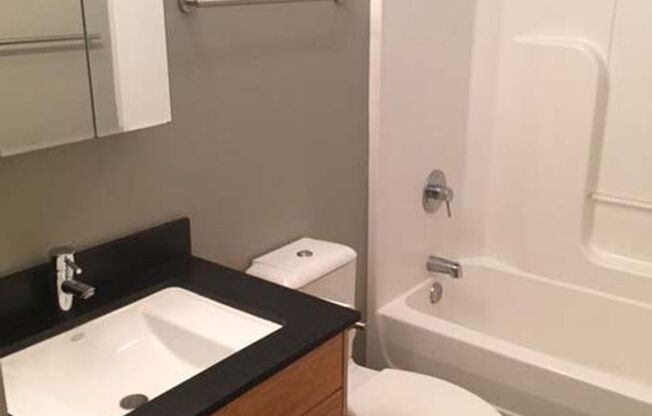 1711 E. Franklin LLC