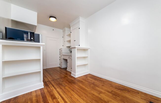 Studio, 1 bath, 510 sqft, $1,775, Unit 309