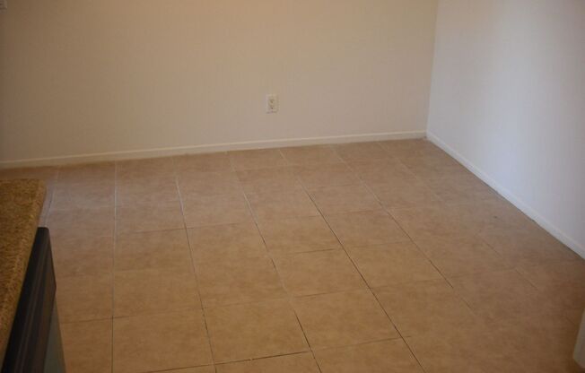 2 beds, 1 bath, $2,550, Unit # 108