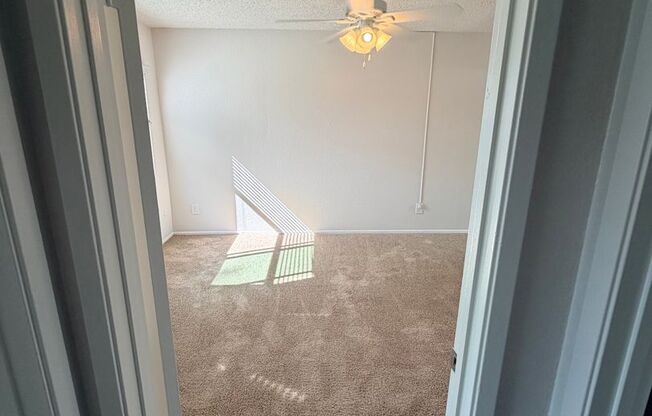 2 beds, 1 bath, 890 sqft, $2,590, Unit 304