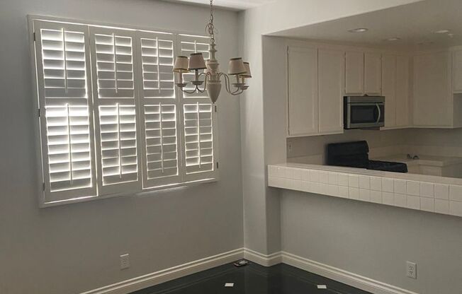 2 BEDROOM 2 BATH CONDO LOCATED IN THE HEART OF TUSTIN RANCH $3,175