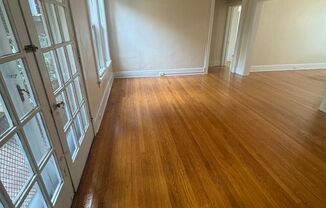 1 bed, 1 bath, $1,195, Unit Apt 5