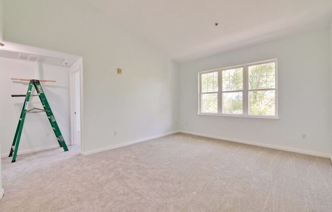Excellent 2 Bed 2 Bath Condo - Completely Remodeled!