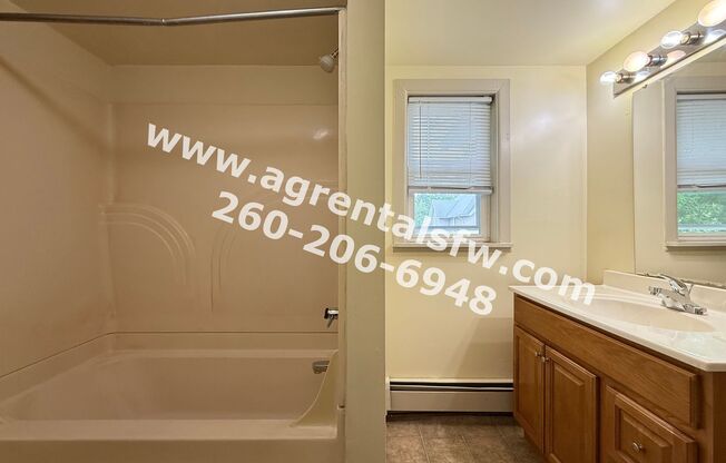 2 beds, 1 bath, 500 sqft, $825, Unit #3