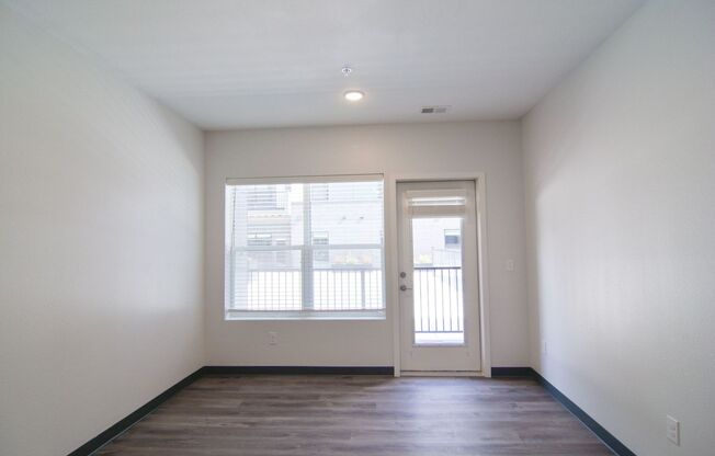 1 bed, 1 bath, 673 sqft, $1,062, Unit 135
