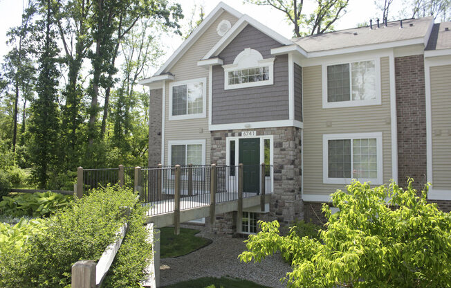 Bridge Style Buildings at Tall Oaks Apartment Homes, Kalamazoo, MI, 49009