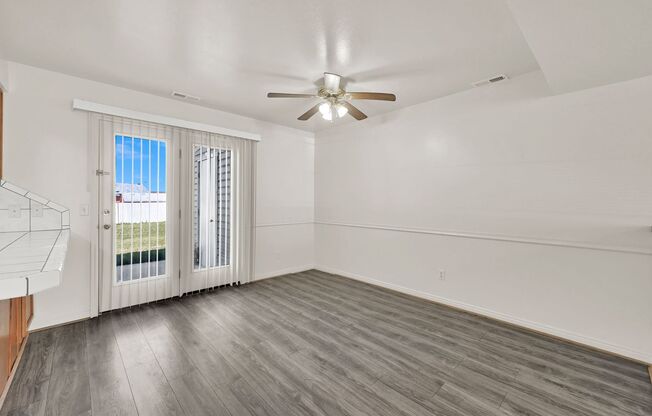 2 beds, 1.5 baths, 1,200 sqft, $1,450, Unit I-1