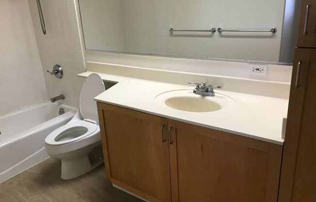 Lalea at Hawaii Kai 2 Bdrm., .1 bath, 2 un-cov'd Pkg., Pool