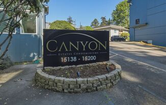 Light & Bright Tukwila Condo