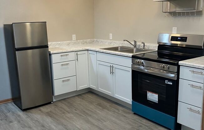 Studio, 1 bath, 236 sqft, $875, Unit 144 B