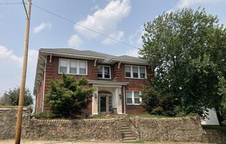 115 ELM AVE SW