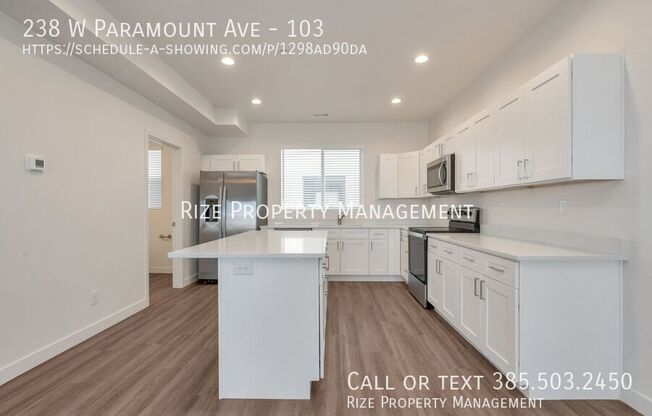 238 W PARAMOUNT AVE