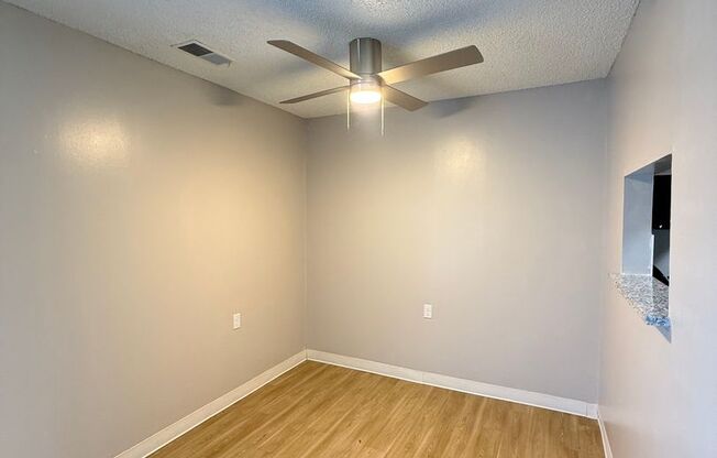 2 beds, 2 baths, 966 sqft, $1,100, Unit 606