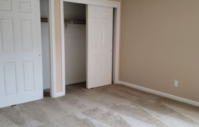 1 bed, 1 bath, 750 sqft, $1,012, Unit 303
