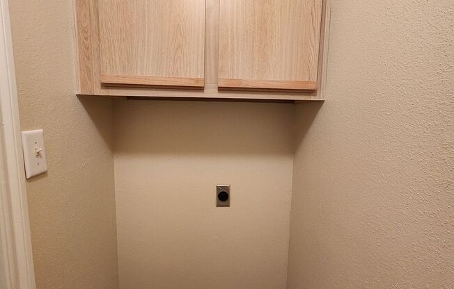 1 bed, 1 bath, 660 sqft, $1,325, Unit 505-u