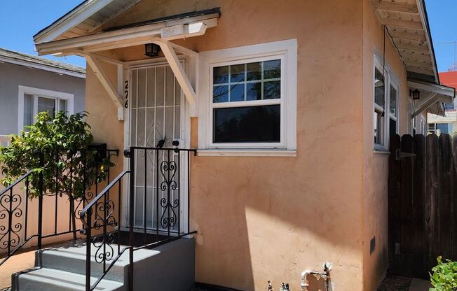 Coronado: Charming 1bd/1ba Village Cottage