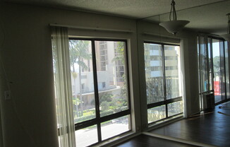 2 beds, 2 baths, $2,750, Unit # 401