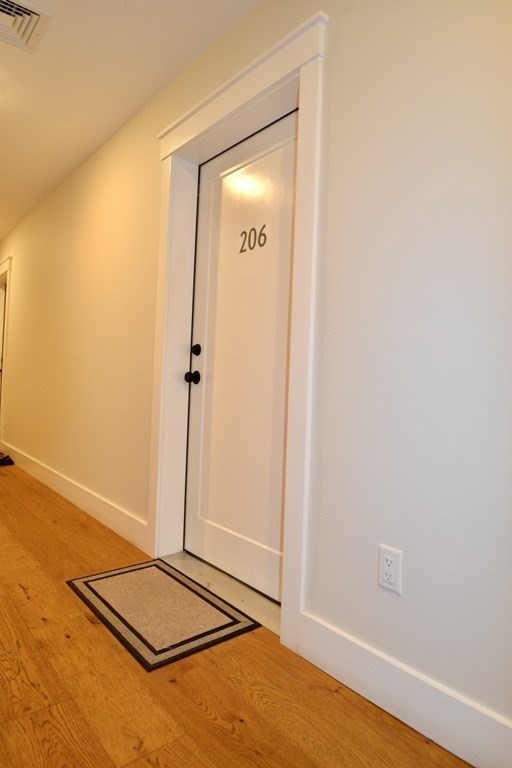 29 WOODBINE ST