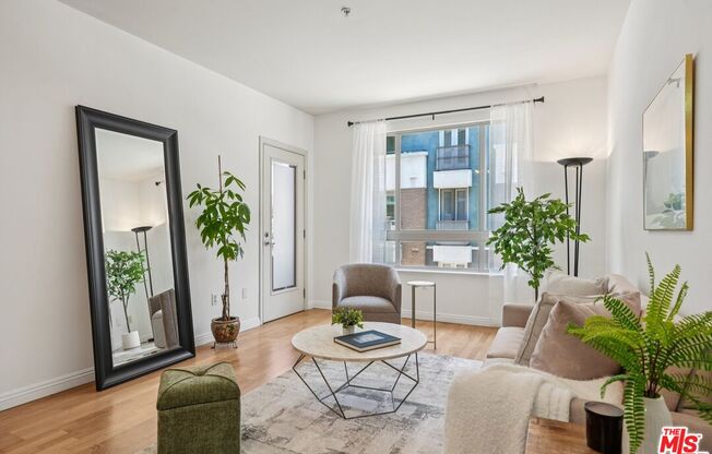 1 bed, 1 bath, 628 sqft, $2,400, Unit 234