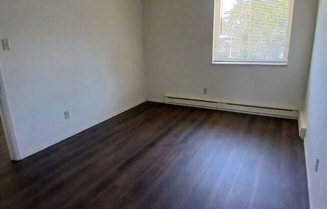 1 bed, 1 bath, 650 sqft, $810, Unit 4021NOT