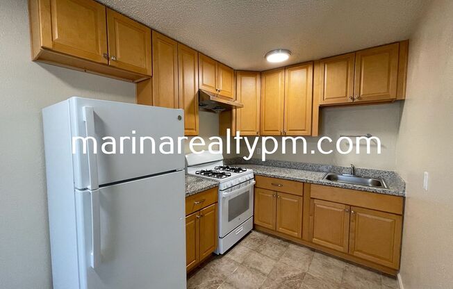 2 beds, 1 bath, 900 sqft, $1,795, Unit Unit B