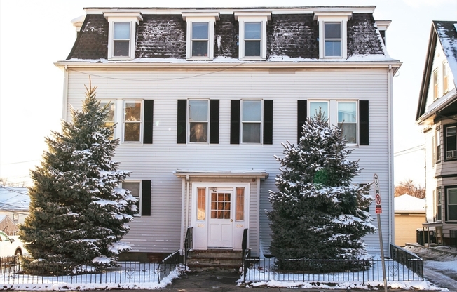 332 MAIN ST
