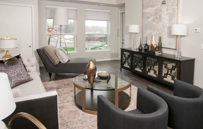 High Ceilings at Residences at 1700, Minnetonka, Minnesota