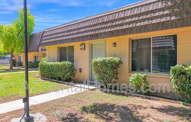 1622 E CORONADO DR