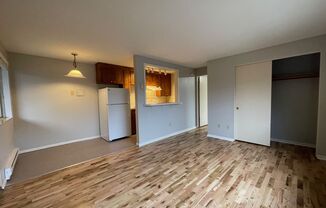 1 bed, 1 bath, 505 sqft, $1,395, Unit 13