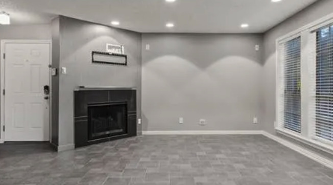 4067 Beltway Dr