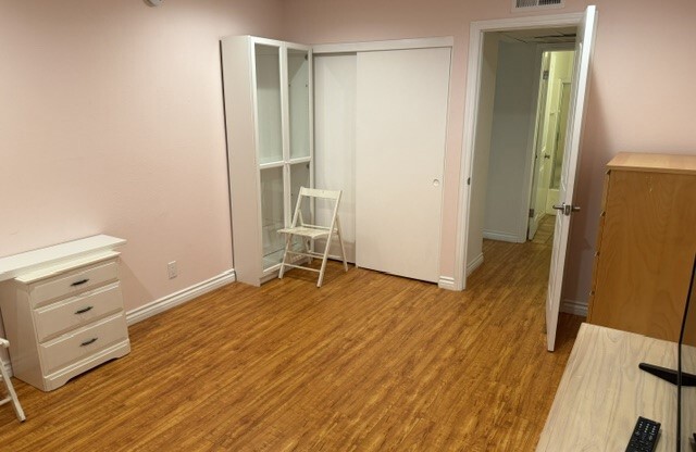 1 bed, 1 bath, 605 sqft, $1,975, Unit 206