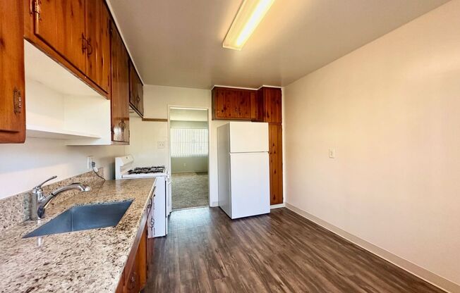 2 beds, 1 bath, 800 sqft, $1,975, Unit 4331