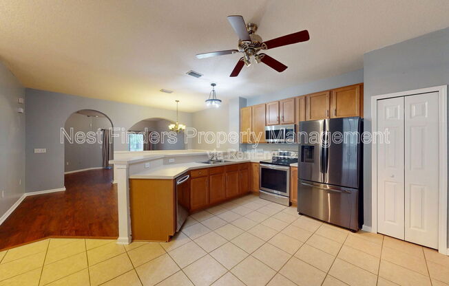 9744 SUMMER GRV WAY W