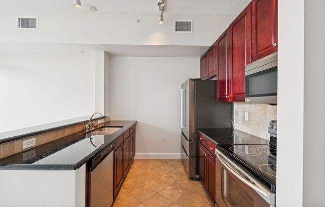 1 bed, 1 bath, $1,795, Unit Unit #808